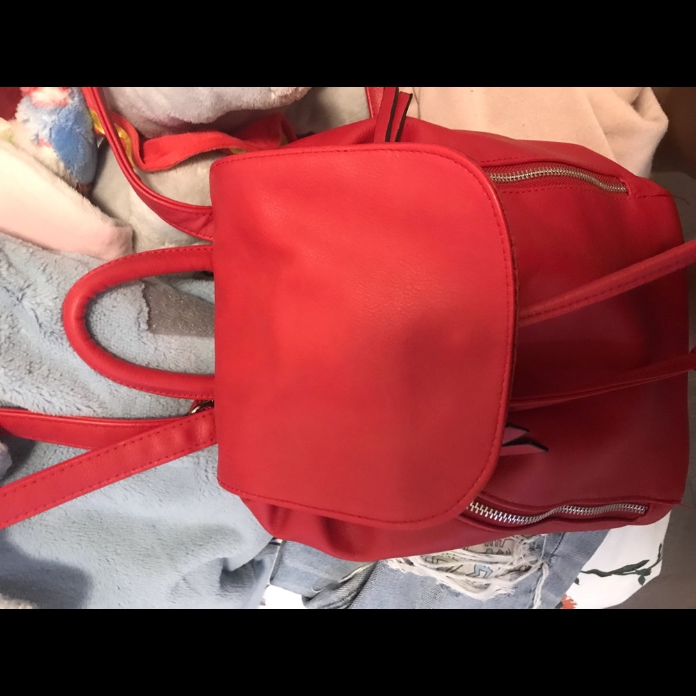 Red backpack purse - Picture 4 of 5